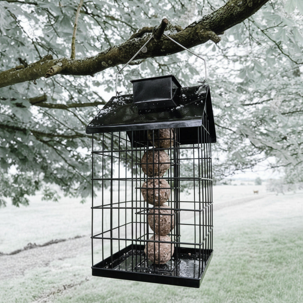 Foderautomat med værn - til mejsebolde