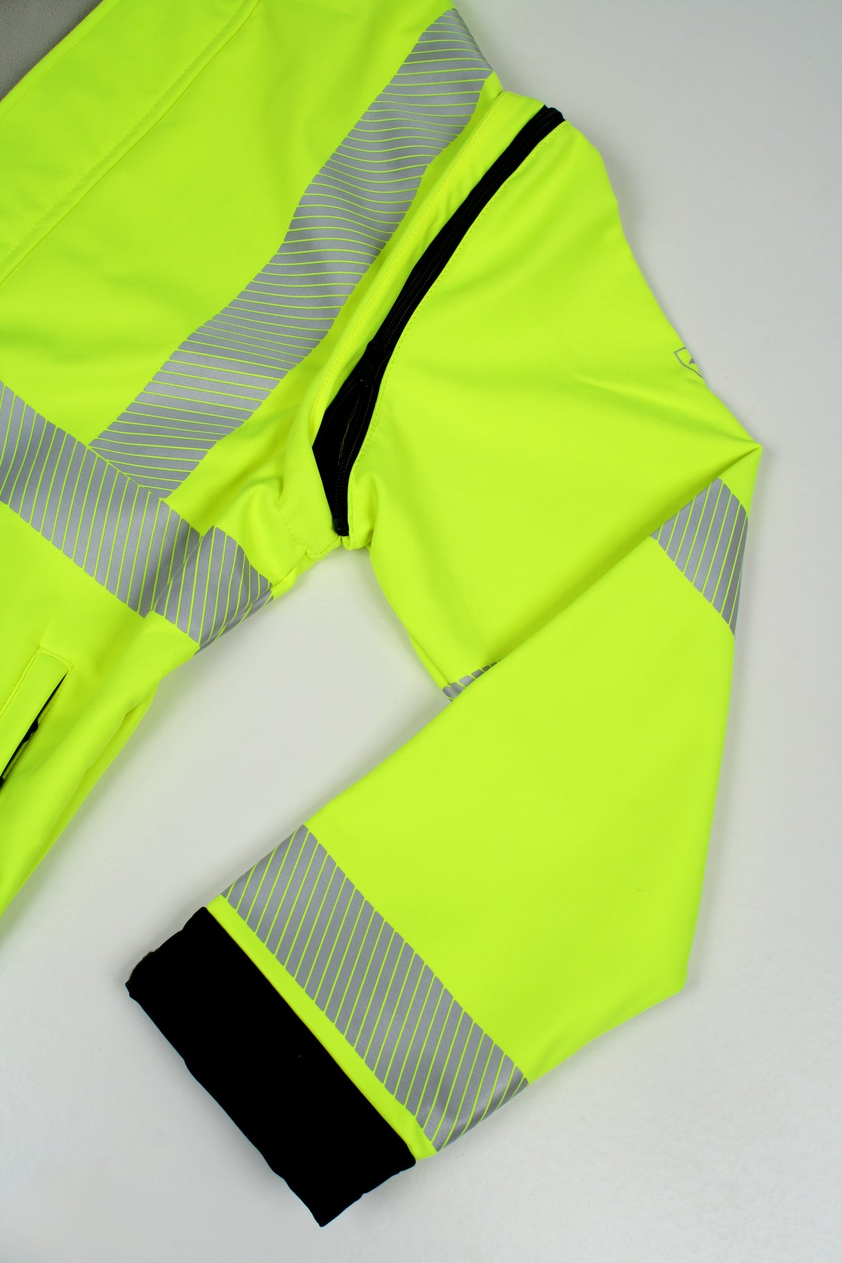 Åndbar Hi-Vis softshell jakke - Saturn Gul / Sort