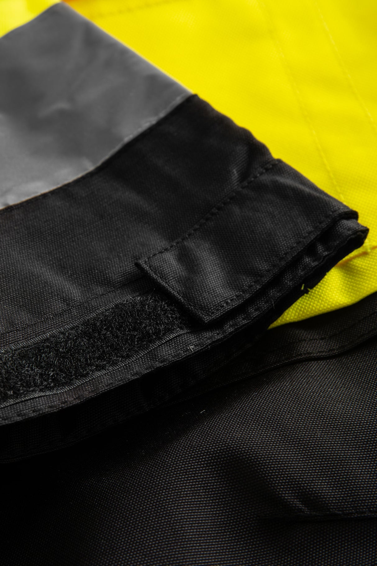 Åndbare Hi-Vis skalbukser i robust og slidstærk håndværker kvalitet - Saturn Gul / Sort