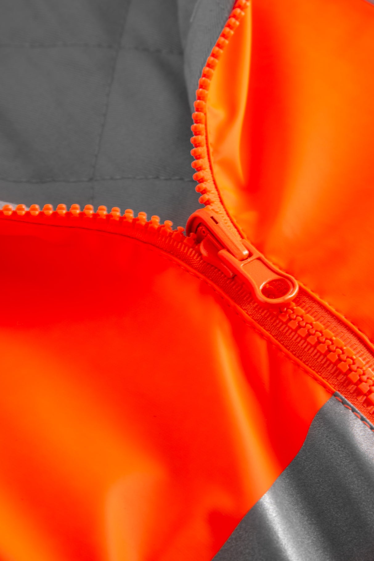 Brandhæmmende Hi-Vis vest i PU kvalitet med quiltet foer - Hi-Vis Orange