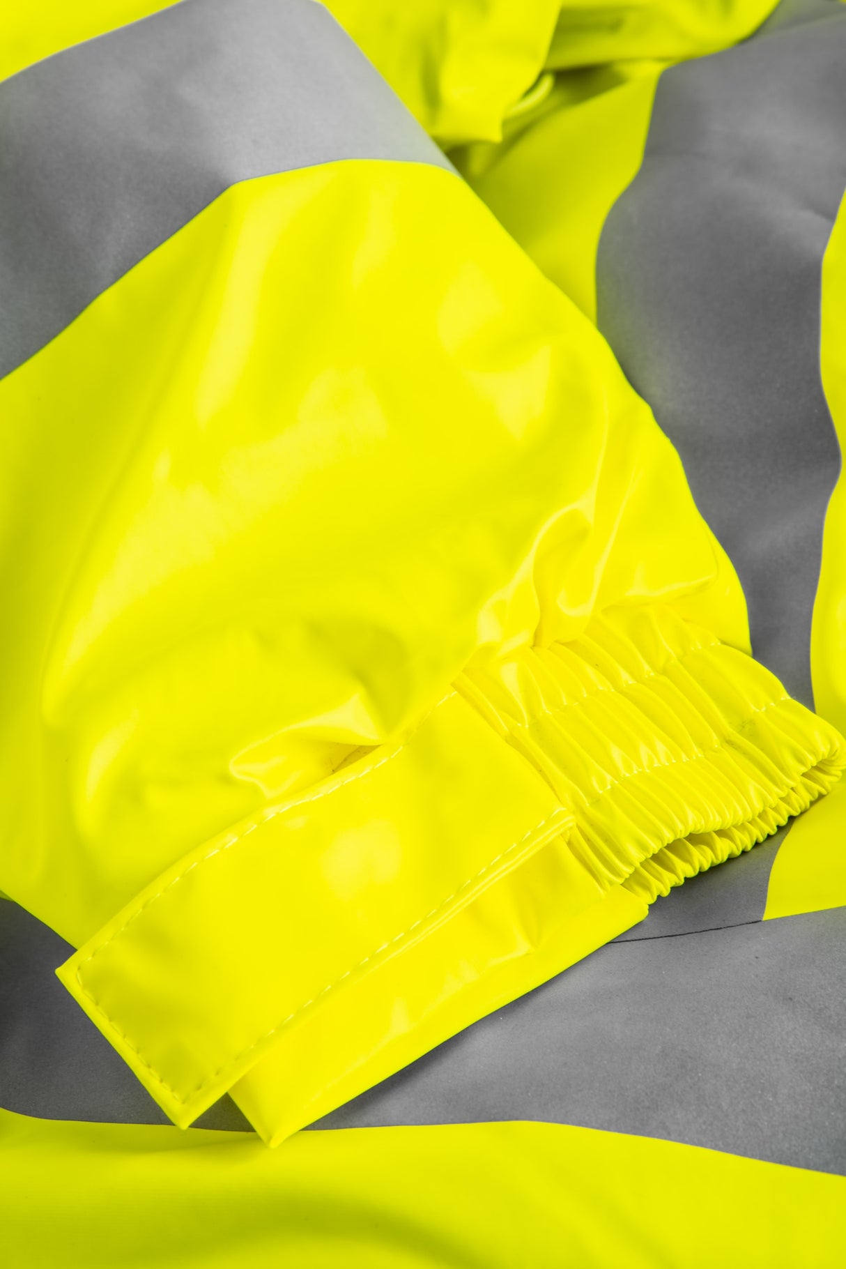 Brandhæmmende Hi-Vis vinterjakke i pilotmodel i PU kvalitet med fast quiltet foer - Saturn Gul