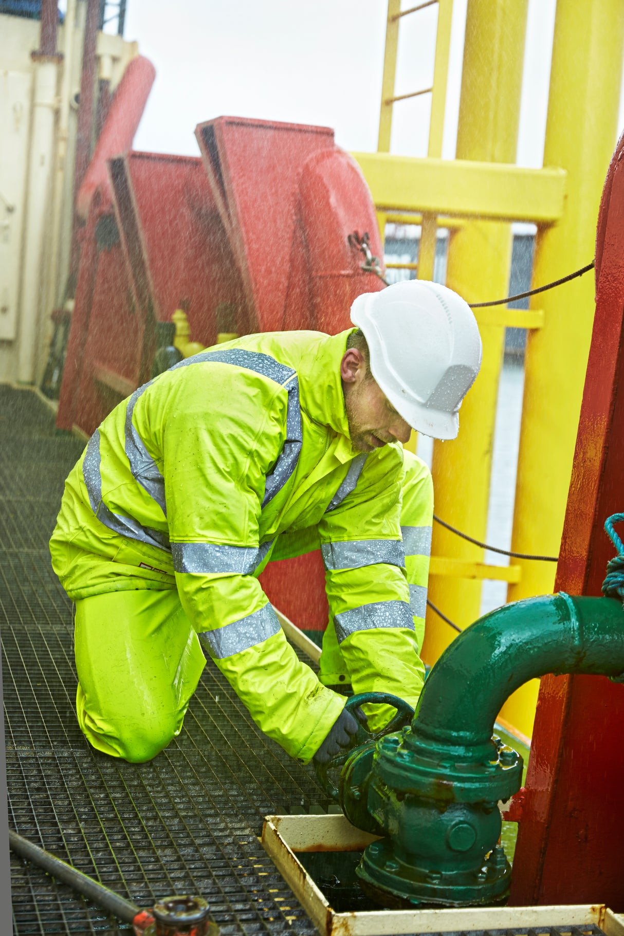 Brandhæmmende Hi-Vis vinterjakke i pilotmodel i PU kvalitet med fast quiltet foer - Saturn Gul