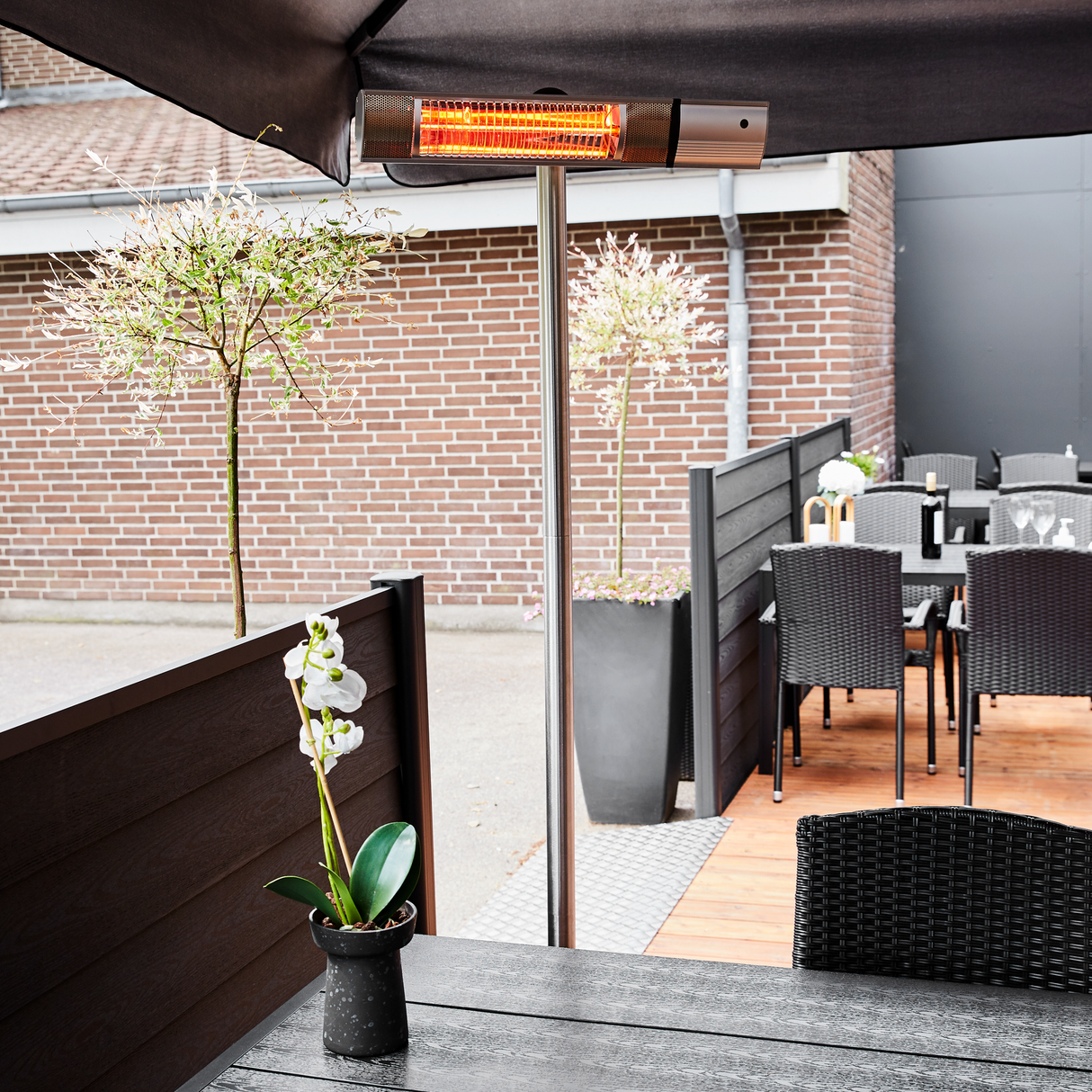 Terrassevarmer 500/1000/1500W gulvmodel, remote, RGT, sølv