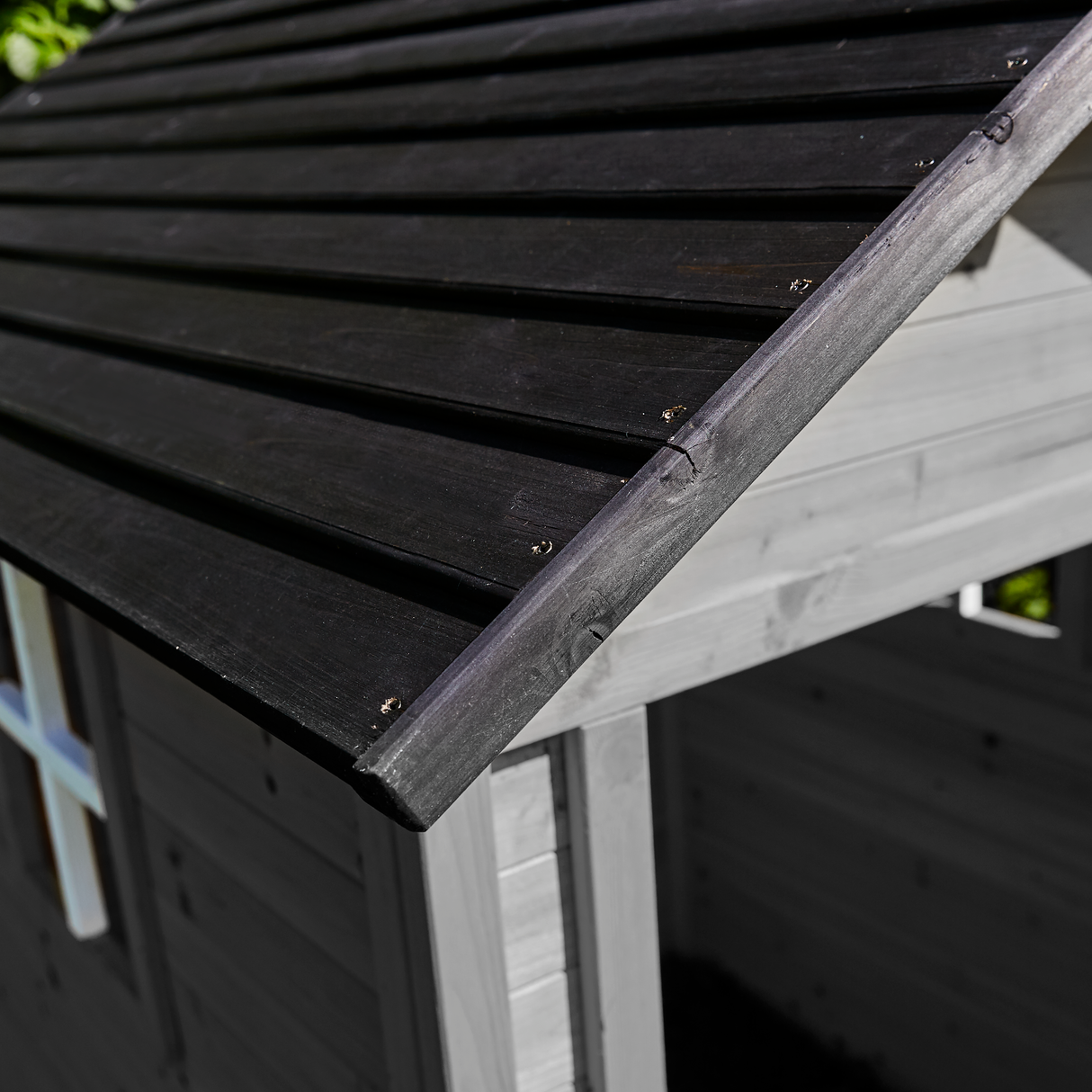 Legehus grå/sort 158 x 148 x 132 cm