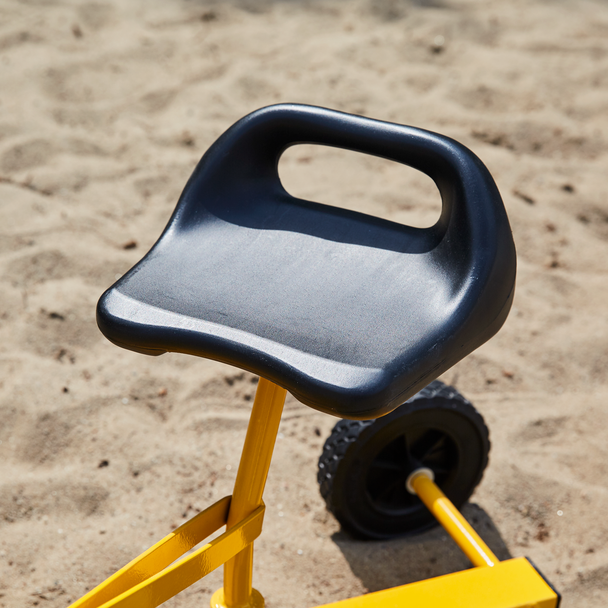 Gravemaskine til sandkasse på hjul