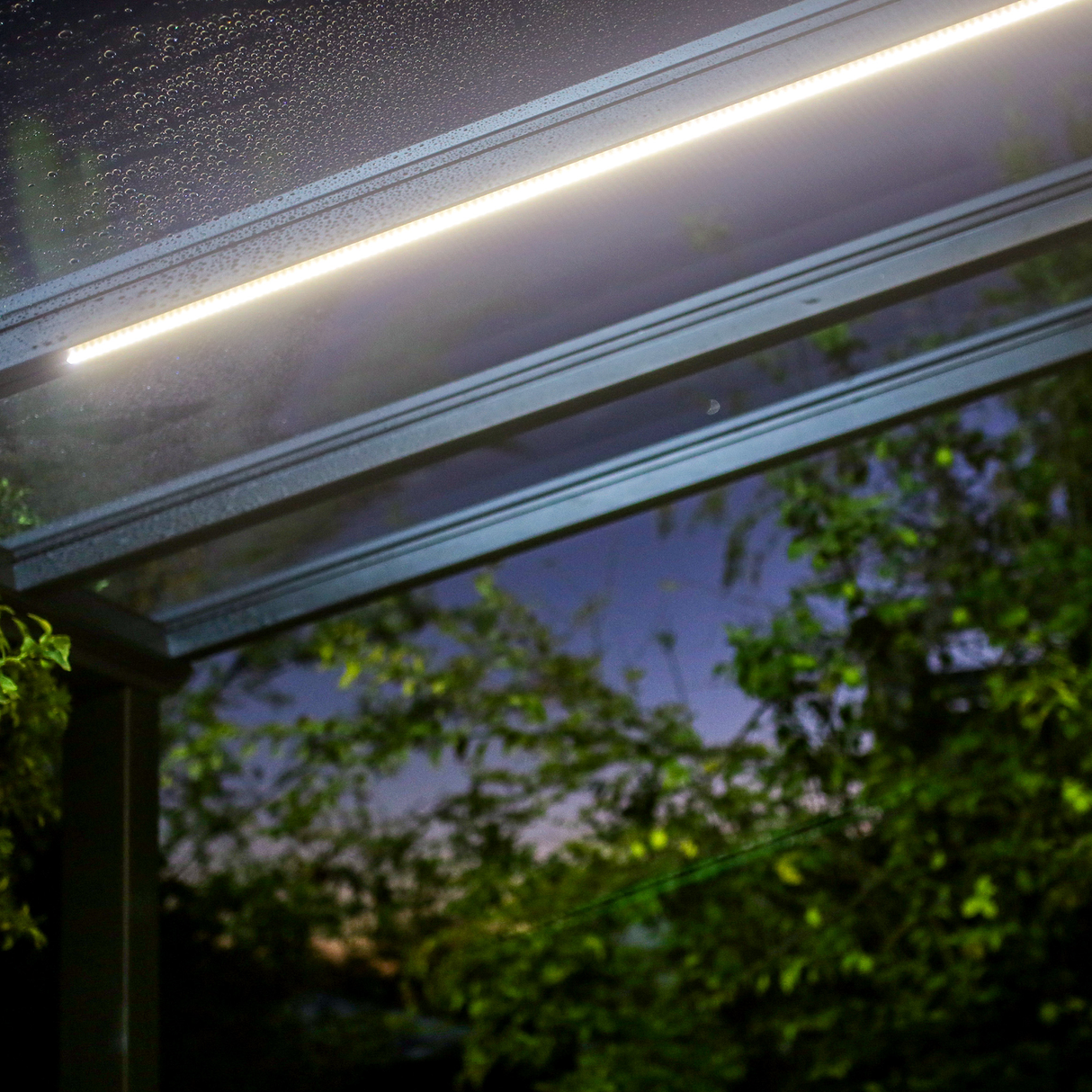 LED lysbånd m/fjernbetjening kontrol dæmper Palram - Canopia