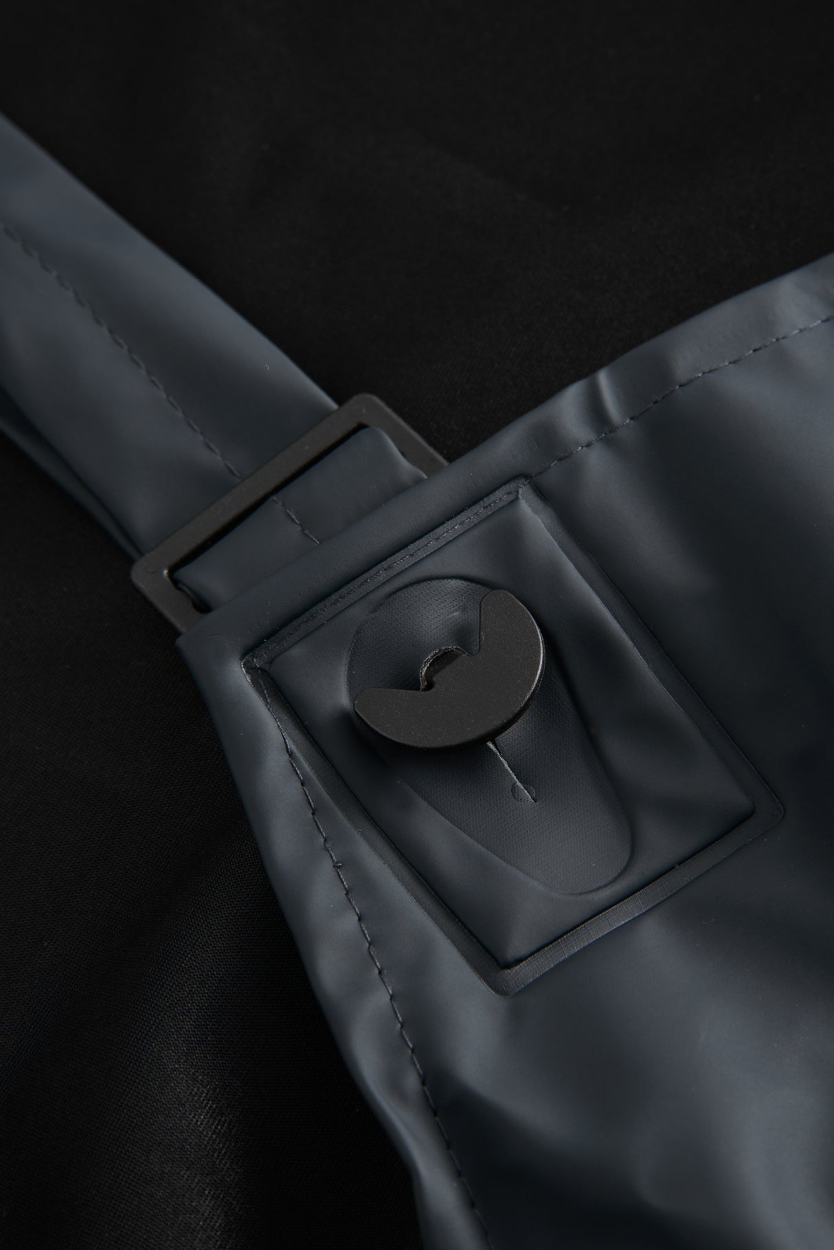 Forklæde i kraftig PU/PVC kvalitet - Navy