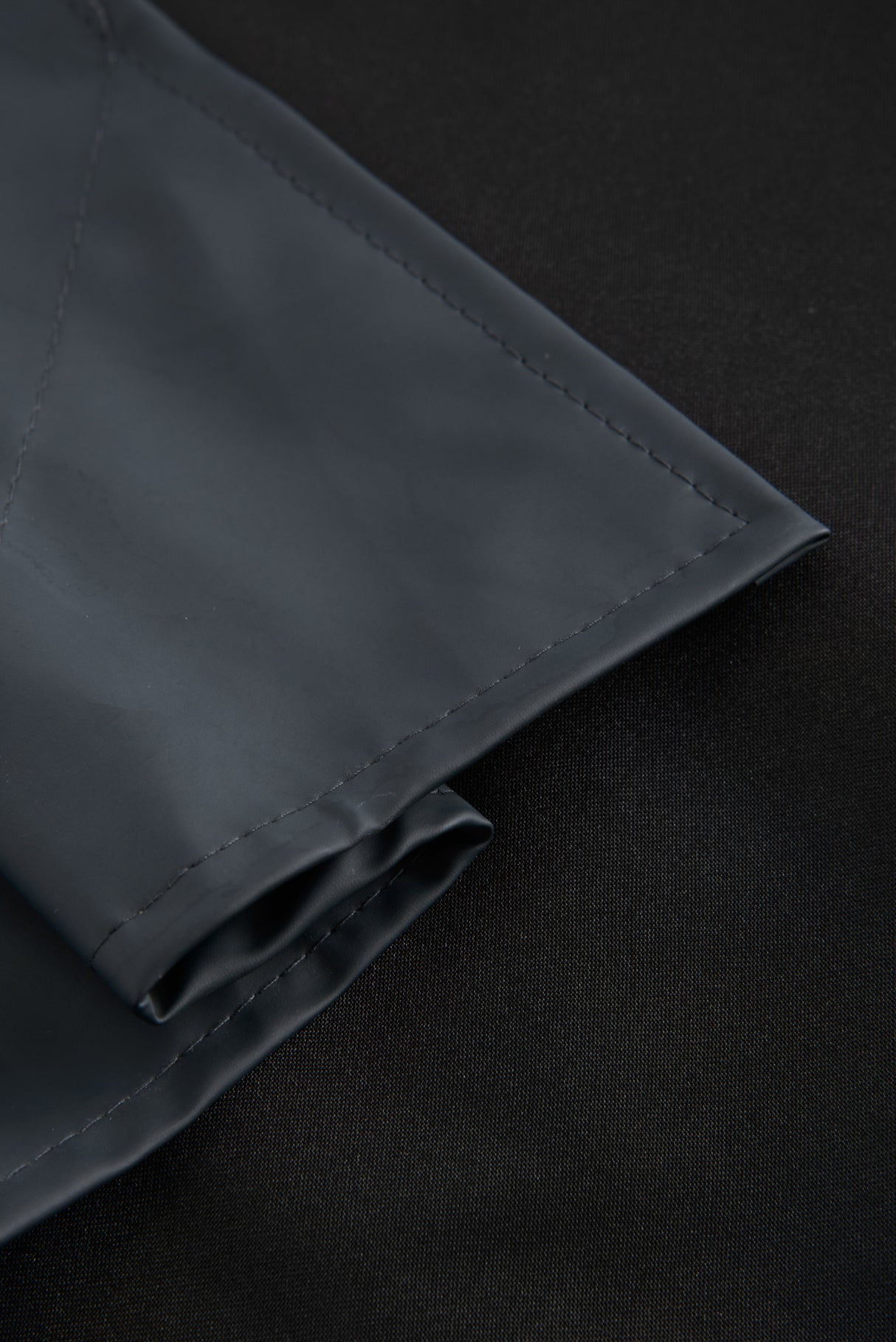 Forklæde i kraftig PU/PVC kvalitet - Navy