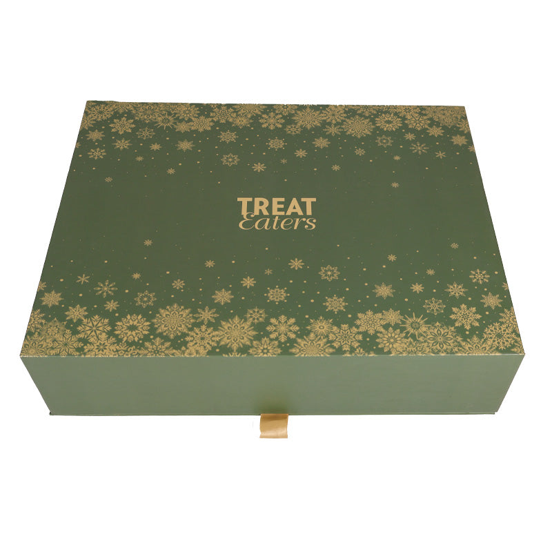 Christmas box - 3 leksaker + 2 treateaters (32*25*8cm)