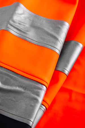 Multinorm Hi-Vis bukser i ekstra kraftig PVC kvalitet - Hi-Vis Orange / Navy