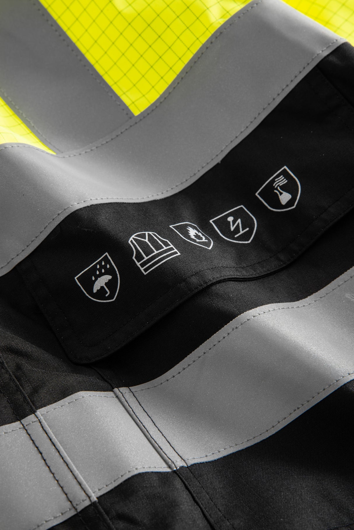 Brandhæmmende Hi-Vis skaljakke i kraftig rivfast kvalitet - Saturn Gul / Sort