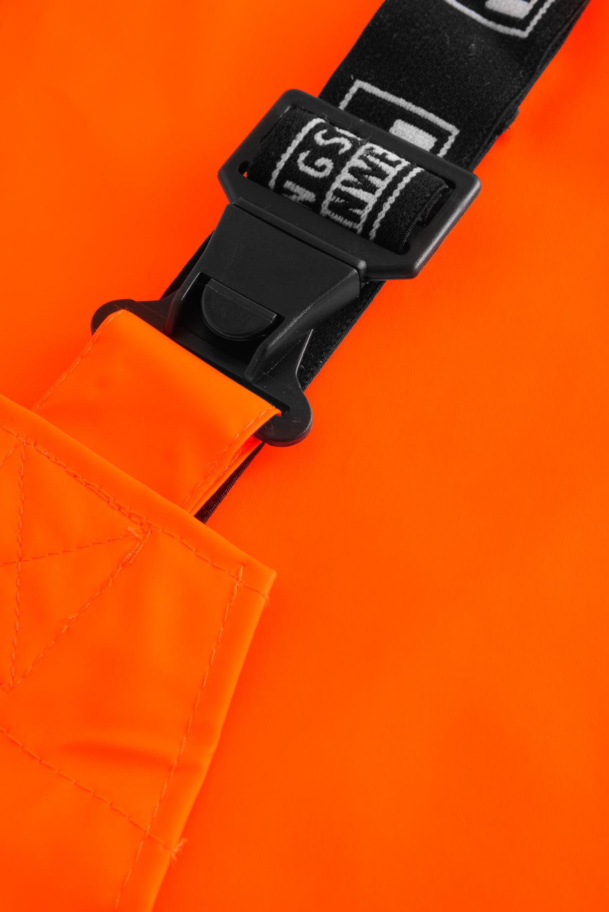 Brandhæmmende Hi-Vis regnoveralls i PU kvalitet med RWS-reflekser - Hi-Vis Orange