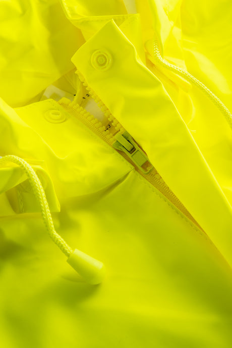 Brandhæmmende Hi-Vis regnjakke i PU kvalitet, 135 cm lang - Saturn Gul / Navy