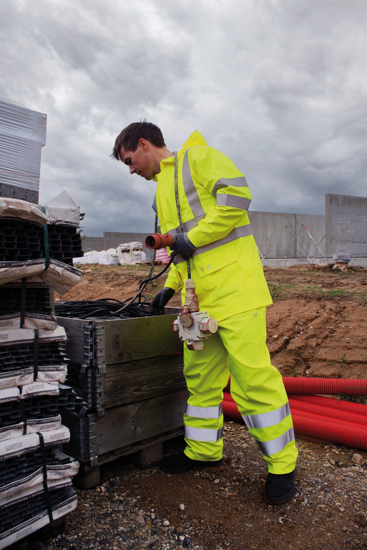 Hi-Vis regnjakke i kraftig PU/PVC kvalitet - Saturn Gul